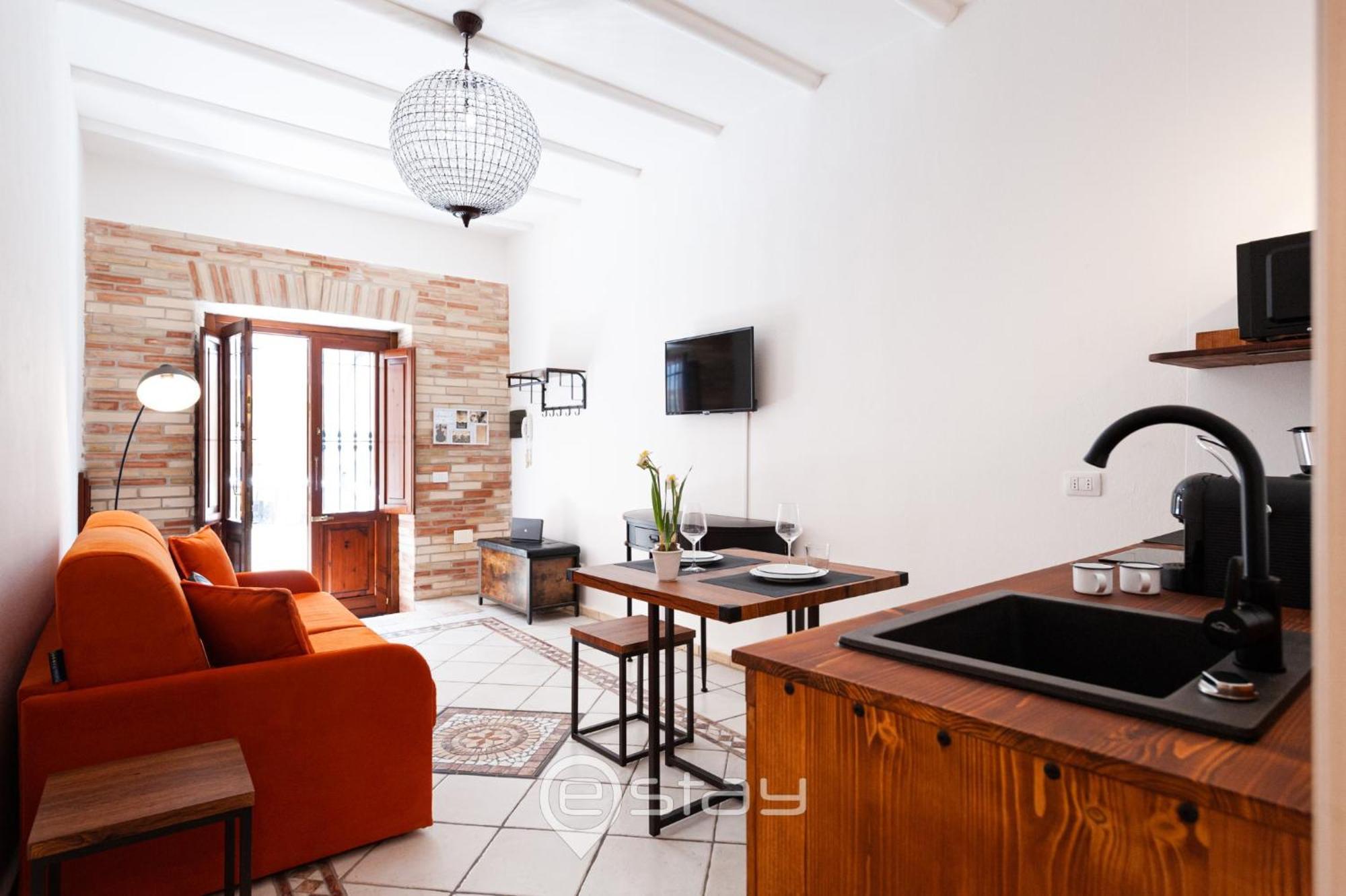 Charm In Siotto Pintor Apartment Cagliari Bagian luar foto