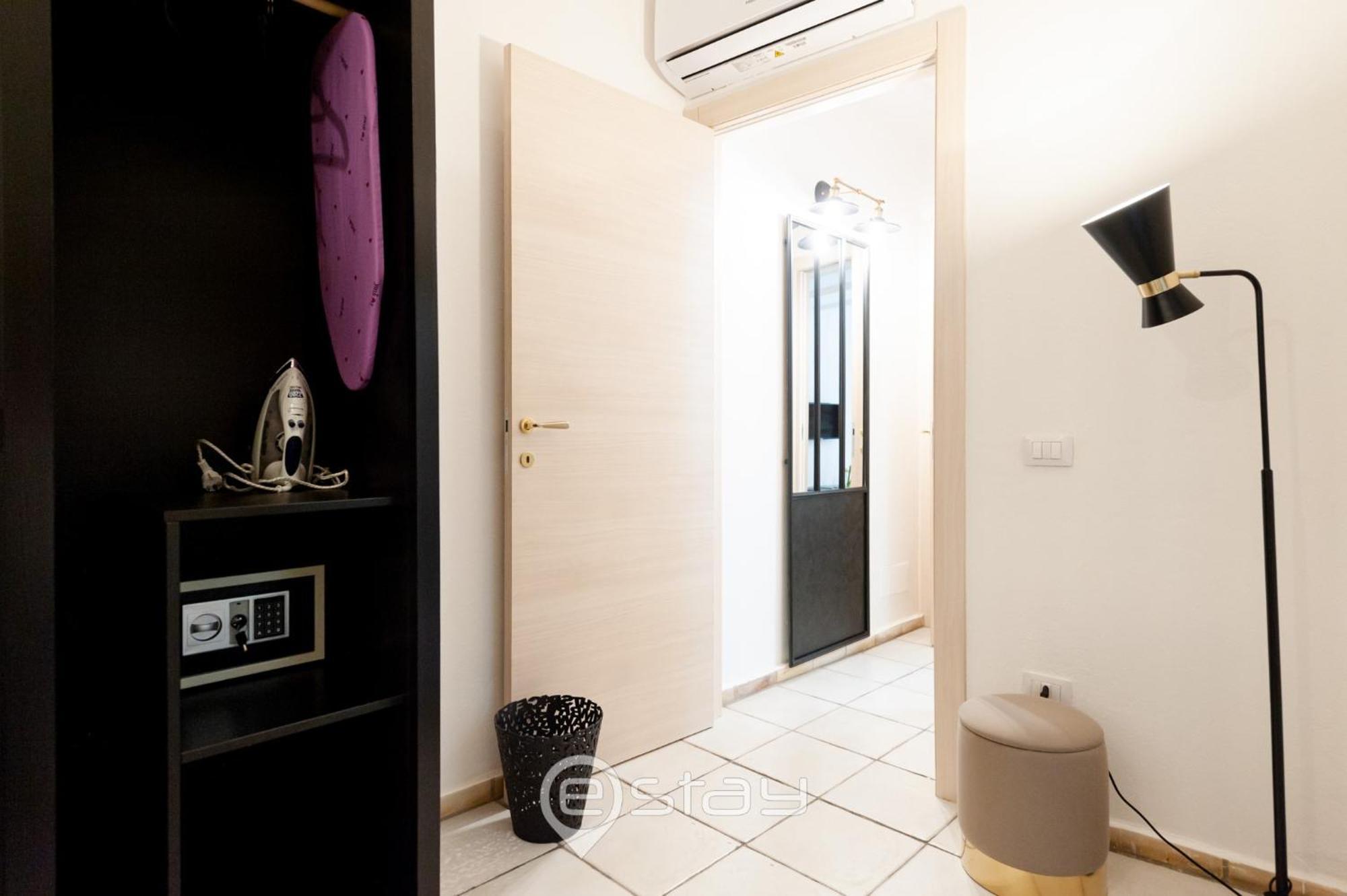 Charm In Siotto Pintor Apartment Cagliari Bagian luar foto